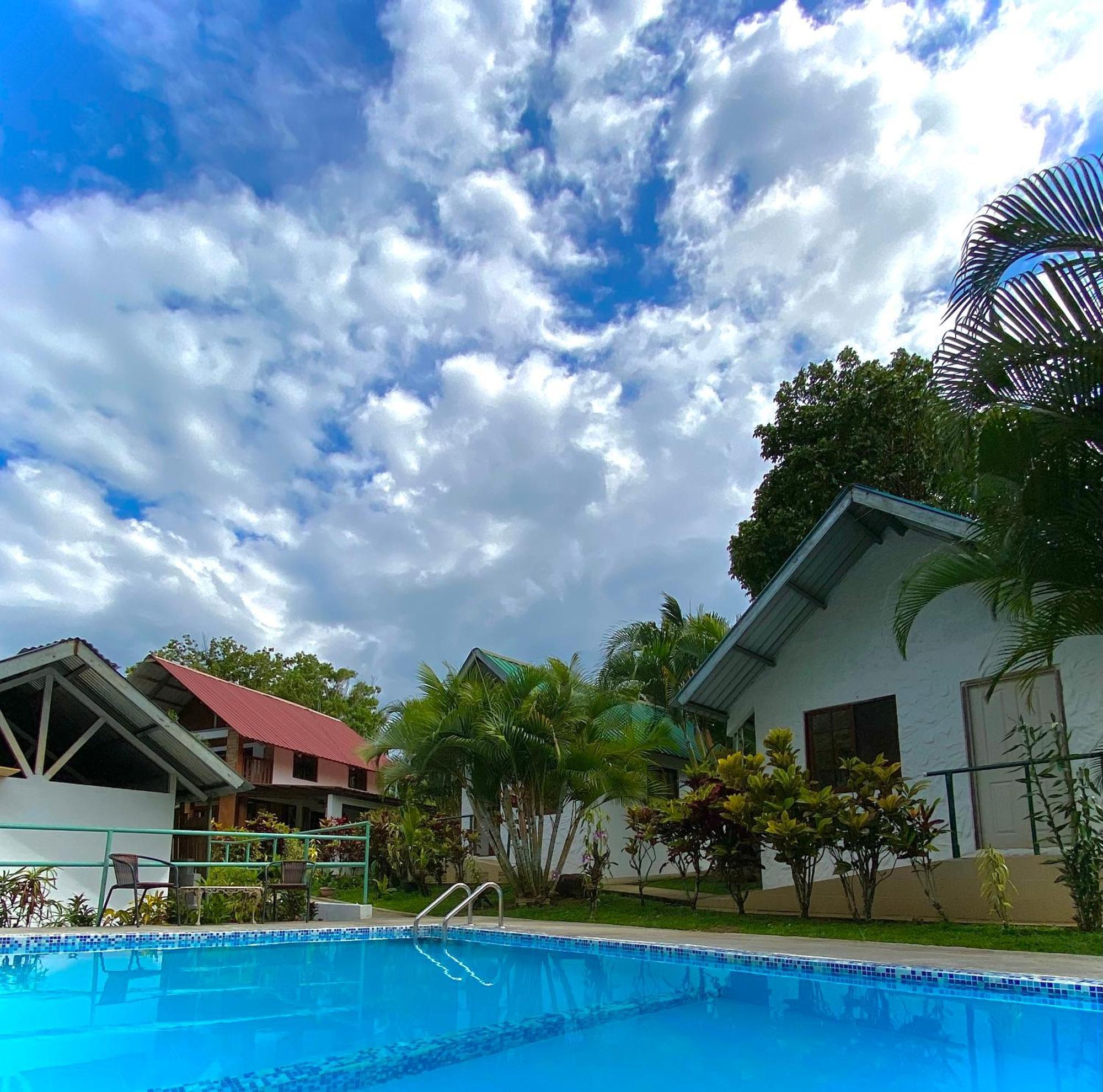 Rainforest Yasmin Hotel ซานตาเฟ ภายนอก รูปภาพ